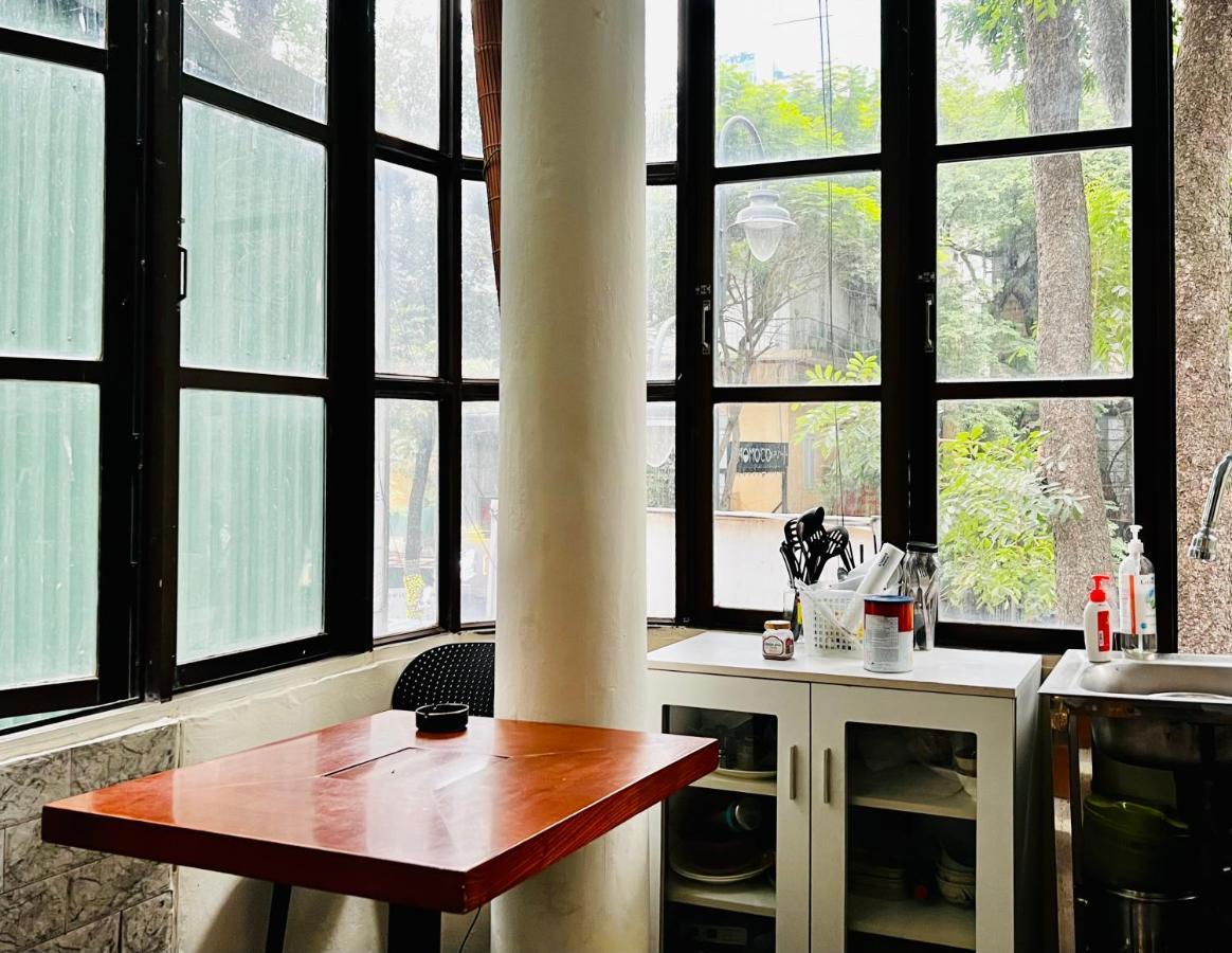 The First Ba Trieu Ha Noi Bed and Breakfast Hanoi Exteriör bild