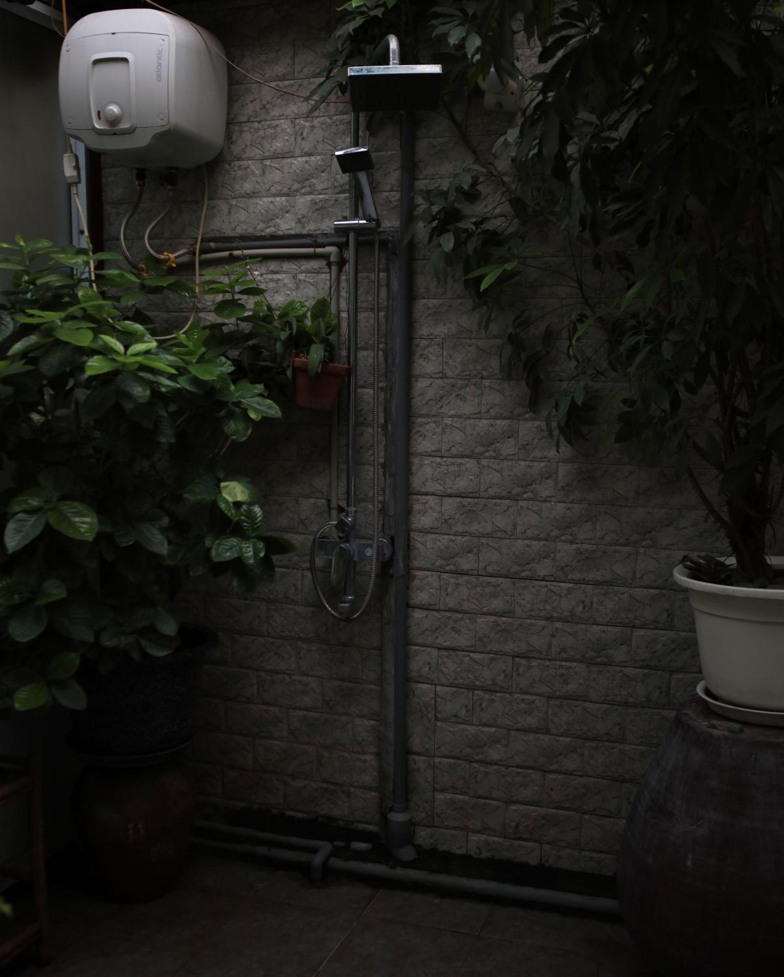 The First Ba Trieu Ha Noi Bed and Breakfast Hanoi Exteriör bild